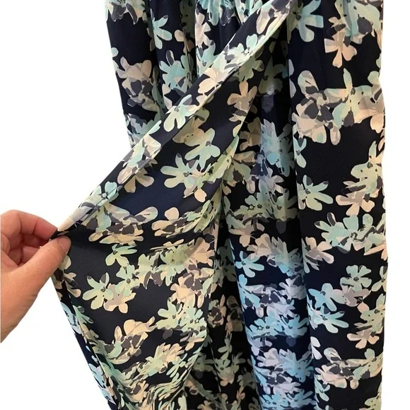 Banana Republic Faux Wrap Maxi Dress Floral Print Navy & Mint Size: 4 Petite - Picture 5 of 12